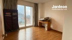 Xi Riverview Palace 3 bedroom apartment, size 201m²