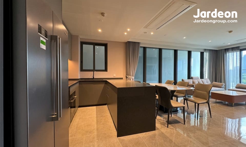 product/apartment/a2501/z7377538449336_046c3d306097924ddb0e56c984874e7e.jpg